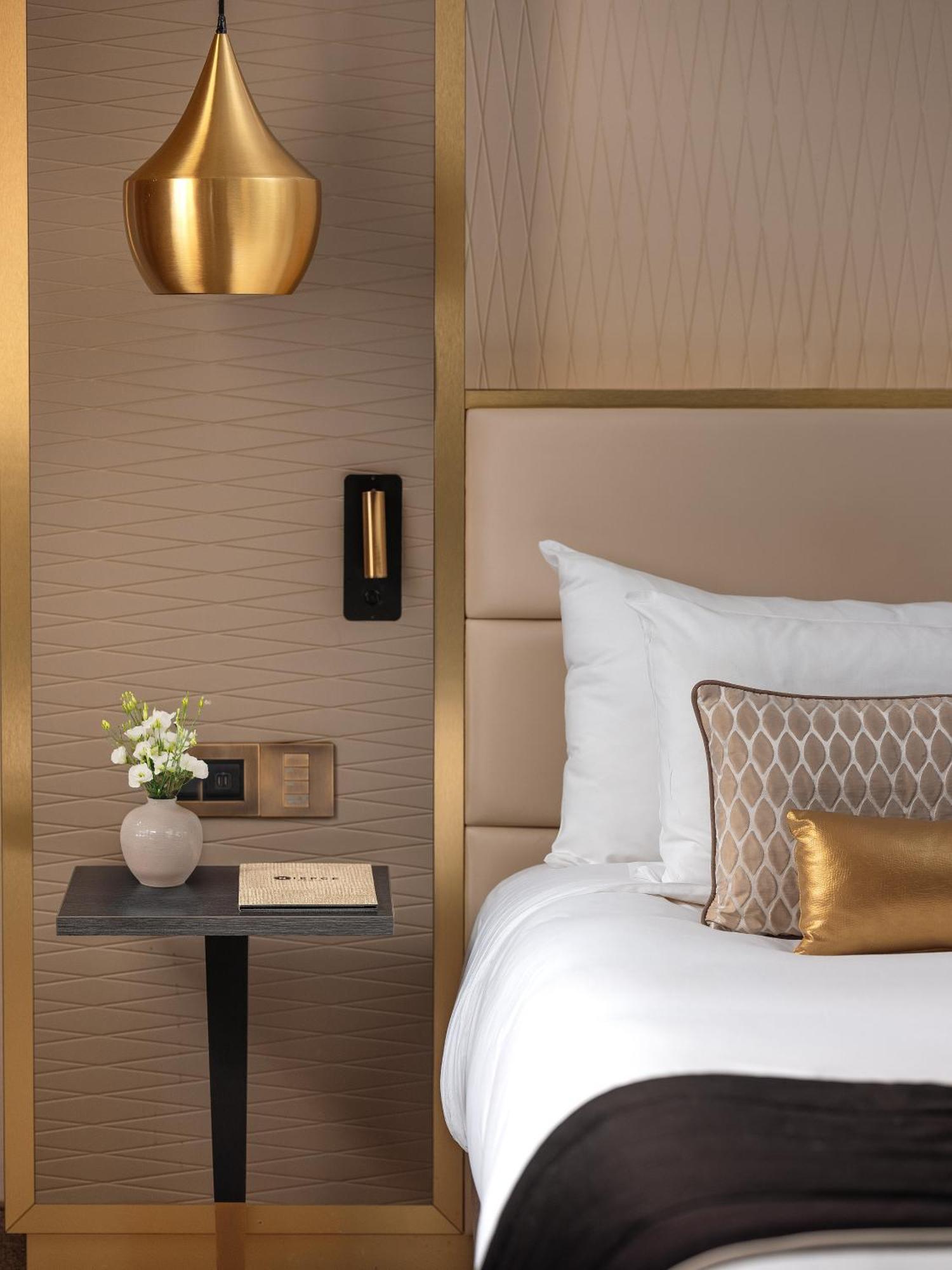 Hotel Niepce Paris, Curio Collection By Hilton Exteriér fotografie