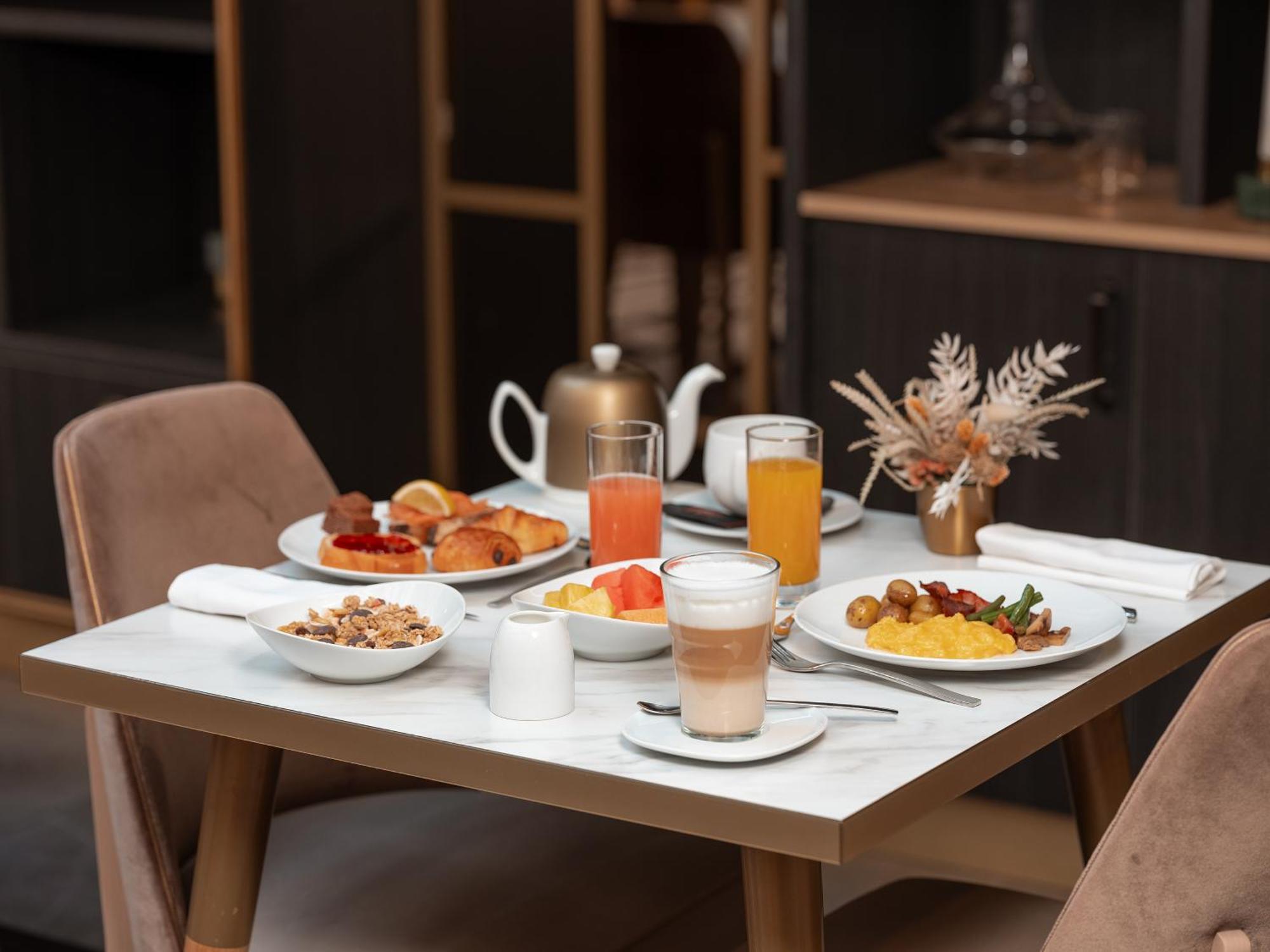 Hotel Niepce Paris, Curio Collection By Hilton Exteriér fotografie